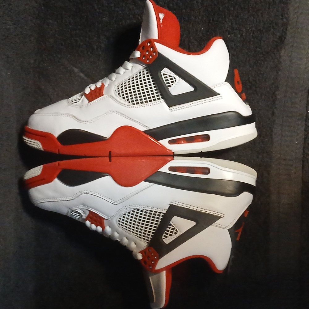 Air Jordan 4 Retro OG "FIRE RED" (2020)   Mens Size-9.5    100% Authentic! - Picture 4 of 12